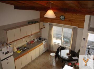 PH · 65m² · 3 Ambientes · PH en Venta - 2 Dorm. 1 Baño - 75 m² - Crucesita, Avellaneda