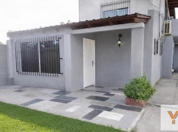 Casa · 182m² · 4 Ambientes · 1 Cochera · Casa en Venta - 4 Dorm. 2 Baños - Cochera - 400 m² - Los Hornos