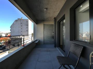 Departamento · 69m² · 3 Ambientes · Venta Departamento de Tres Ambientes en Flores - Luminoso - Balcon - Vista Abierta - Full Amenities