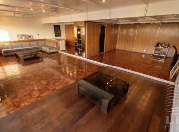 Departamento · 223m² · 7 Ambientes · 1 Cochera · Departamento en Centro