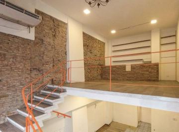 Local comercial · 94m² · Local Doble Altura Recoleta Venta con Renta