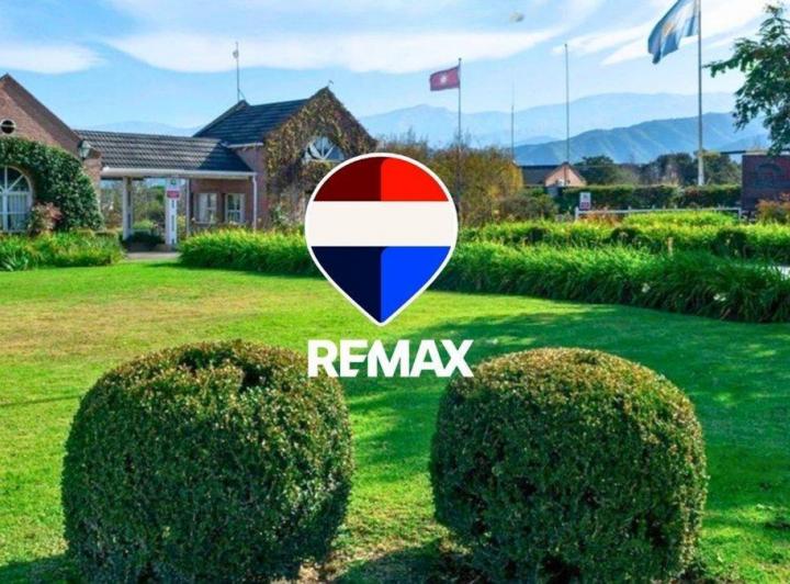 Terreno · 3740m²