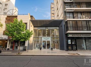 Local comercial · 377m² · 4 Ambientes · 1 Cochera · Local en Rosario