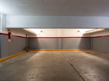 Garage · 32m² · Venta Cochera Doble Cubierta Fija en Villa Urquiza