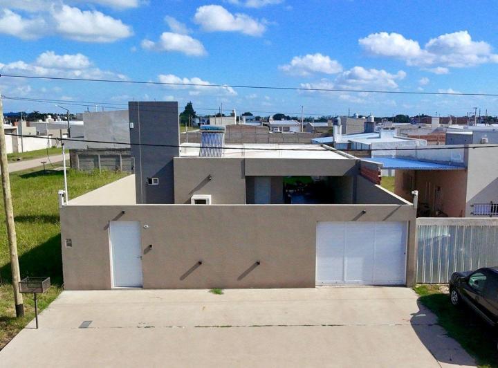 Casa · 86m² · 3 Ambientes · 1 Cochera
