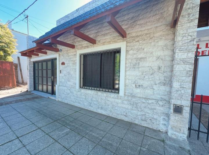 Casa · 175m² · 5 Ambientes · 1 Cochera