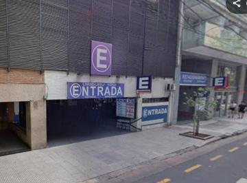 Garage · 12m² · Cochera Recioleta Uriburi 1000 Bajas Expensas