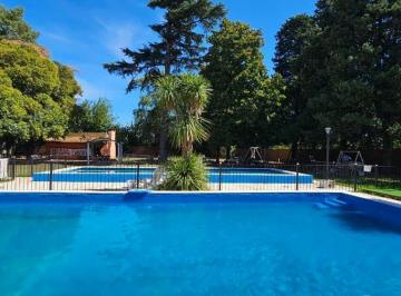 Quinta vacacional · 247m² · 9 Dormitorios · Quinta 2 Ha Pileta Cancha Parque