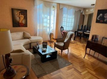 Departamento · 179m² · 5 Ambientes · 1 Cochera · Departamento Venta Paternal 5 Amb Cochera Terraza