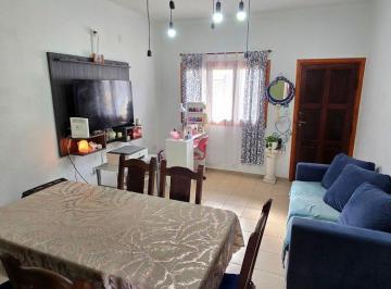 PH · 64m² · 3 Ambientes · 1 Cochera · Venta Casa PH 3 Ambientes Ezpeleta con Cochera