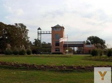 Terreno · 2640m² · Terreno en Venta - 2.640 m² - Club de Campo El Mirador, Coronel Brandsen