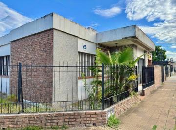Casa · 78m² · 3 Ambientes · 2 Cocheras · Venta Casa Lote Propio 3 Amb Padua Apto Crédito