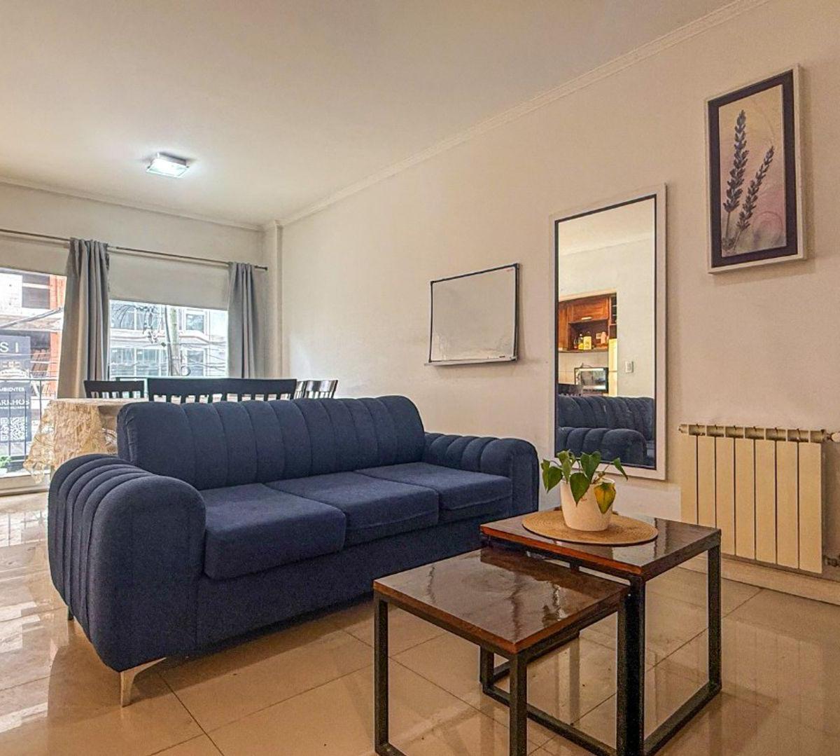 Departamento de 4 ambientes en La Perla, 98m² con cochera
