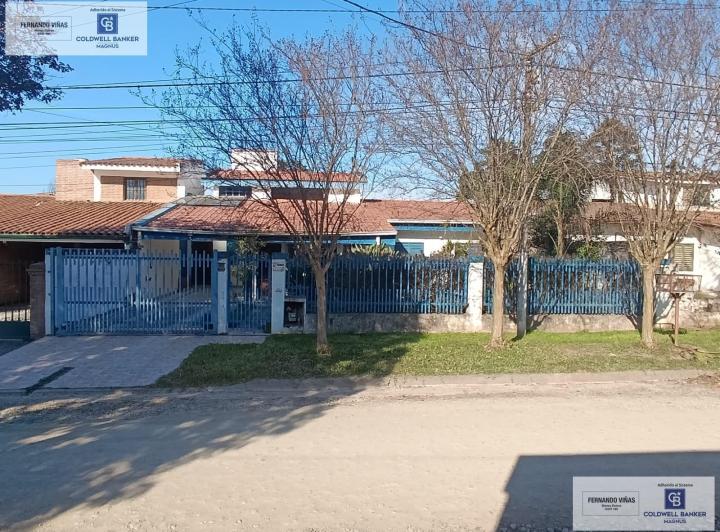 Casa · 160m² · 6 Ambientes · 1 Cochera