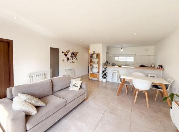 PH · 90m² · 3 Ambientes · 1 Cochera · Duplex Dos Domitorios en Venta Gonnet