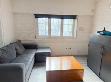 Casa · 247m² · 5 Ambientes · 1 Cochera · Casa Uso Comercial + Deposito Chauvin Oportunidad!