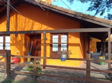 Casa · 85m² · 4 Ambientes · 1 Cochera · Casa en Venta Barrio San Cayetano, Chascomus