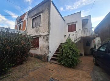 Casa · 150m² · 5 Ambientes · 1 Cochera · Casa en Venta de 5 Ambientes en Tigre
