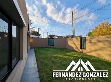 Casa de 3 ambientes, San Vicente · PH, a Estrenar de 3 Amb. Independiente Al Frente con Fondo y Entrada de Autos. Apto Crédito
