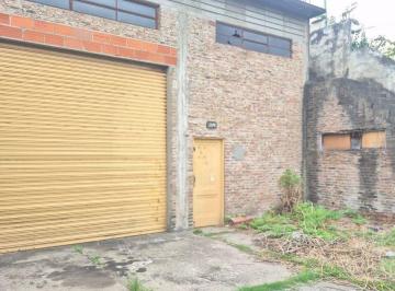 Bodega-Galpón · 300m² · Galpón de 300 m² en Venta Monte Chingolo Lanus