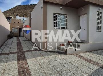 Casa · 183m² · 8 Ambientes · Casa 5 Dorm. Km 3 Apta Crédito Hipotecario