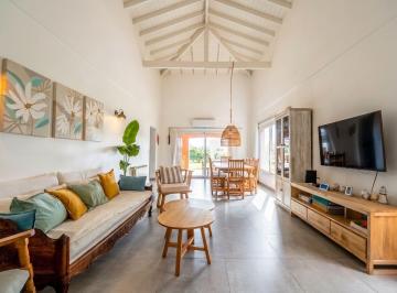 Casa · 128m² · 4 Ambientes · Venta Casa en 1 Planta - Puertos del Lago