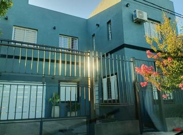 Casa · 150m² · 7 Ambientes · 2 Cocheras · Casa 5 Dormitorio Zona Gazano con Jardin