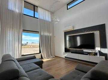 Casa de 4 ambientes, Esteban Echeverría · Casa en Alquiler en Lagos de Canning 1