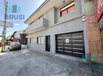Casa · 238m² · 4 Ambientes · 2 Cocheras · Casa en Venta en Llavallol - 3 Ambientes - Mas Depto Dos Ambientes