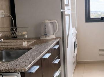 Departamento de 3 ambientes, Córdoba · Oportunidad, $950.000 Depto. Amoblado, C/cochera Cubierta Incluida - Piso Alto - Balcón