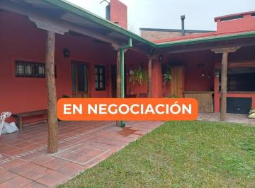 Quinta vacacional · 113m² · 3 Ambientes · 1 Cochera · Casa - Quinta Colonial. 2 Dorm. Rincon. Impecable.
