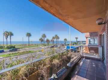 Departamento · 169m² · 5 Ambientes · 1 Cochera · Alquiler Apartamento Primera Línea Punta Carretas