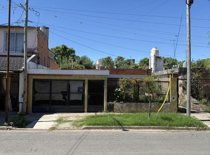 Casa · 125m² · 3 Ambientes · 1 Cochera