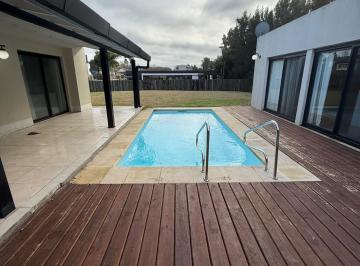 Casa · 300m² · 5 Ambientes · 2 Cocheras · Venta Casa 4 Dorm Colinas de Carrasco Piscina