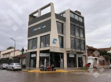 Edificio · 420m² · Alquiler de Local Comercial Roca y Colon Centro Oeste. - Nqn
