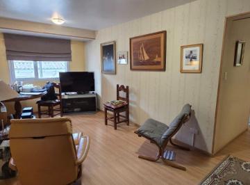 Departamento de 4 ambientes, San Carlos de Bariloche · Venta Amplio Departamento Céntrico
