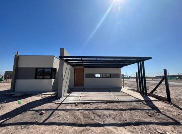 Casa · 122m² · 4 Ambientes · 1 Cochera · Venta Casa B° Las Retamas Maipu Mendoza
