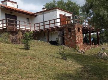Casa · 100m² · 4 Ambientes · 2 Cocheras · Casa en Venta - 2 Dorm. 1 Baño - Cochera - 1.200 m² - Córdoba
