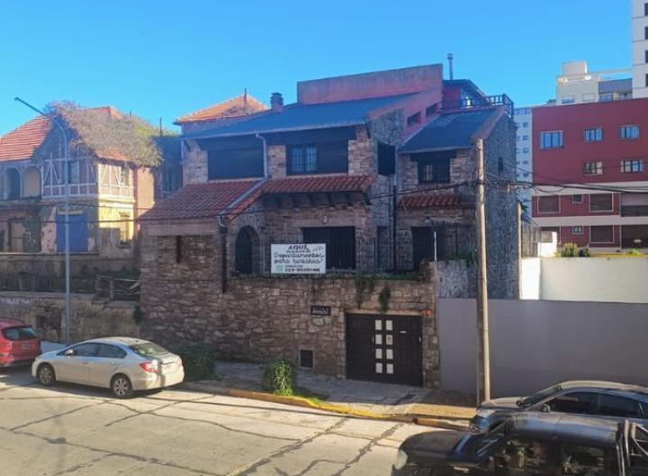 Terreno · 652m²
