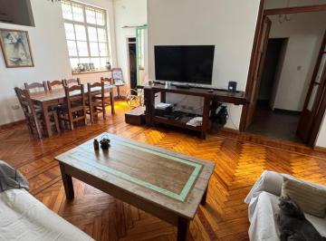 PH · 142m² · 6 Ambientes · PH en Venta - 4 Dorm. 4 Baños - Barracas