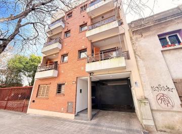 Departamento · 42m² · 3 Ambientes · Departamento Semipiso en Venta en La Plata, G. B. a. Zona Sur, Argentina