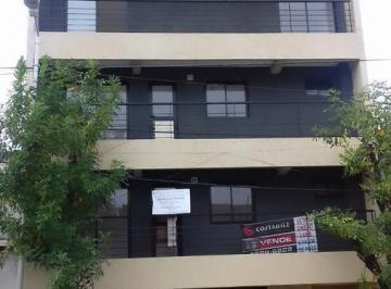 Departamento · 72m² · 3 Ambientes · 1 Cochera · Departamento en Venta - 2 Dorm. 2 Baños 1 Cochera - 90 m² - Sarandi