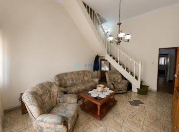 Casa · 130m² · 4 Ambientes · 1 Cochera · Venta · Casa · 2/3 Dorm. · Pichincha · Atención Apto Pb 4