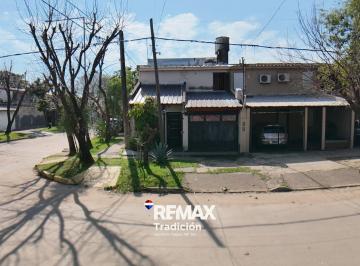 Casa · 88m² · 5 Ambientes · Venta de Casa Zona Edison y Av Chaco
