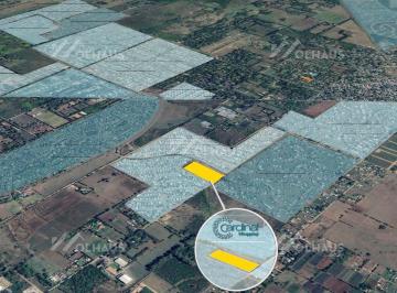 Local comercial · 83m² · 1 Cochera · Local en Cardinal Shopping, Pilar, G. B. a. Zona Norte