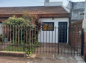 Departamento de 2 ambientes, La Matanza · Departamento Tipo Dúplex. 2 y 1/2 Ambientes con Patio.