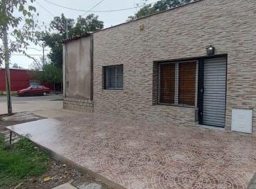 Casa · 68m² · 3 Ambientes · Remax Vende Casa en Dorrego, Guaymallen. Permutas