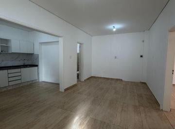 Casa · 80m² · 3 Ambientes · 1 Cochera · Casa 3 Ambientes - Villa Adelina - Alquiler