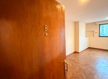Departamento de 5 ambientes, San Miguel de Tucumán · Vendo Departamento de 3 Dorm. + Dependencia de Servicio en Centro