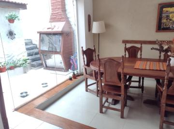 PH · 197m² · 4 Ambientes · 1 Cochera · Único PH 5 Amb C/entr Indep Garage o Local Apto Cred. S/exp